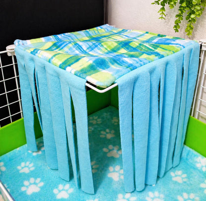 Fleece Forest Hideaway: Small Animal Corner Curtain