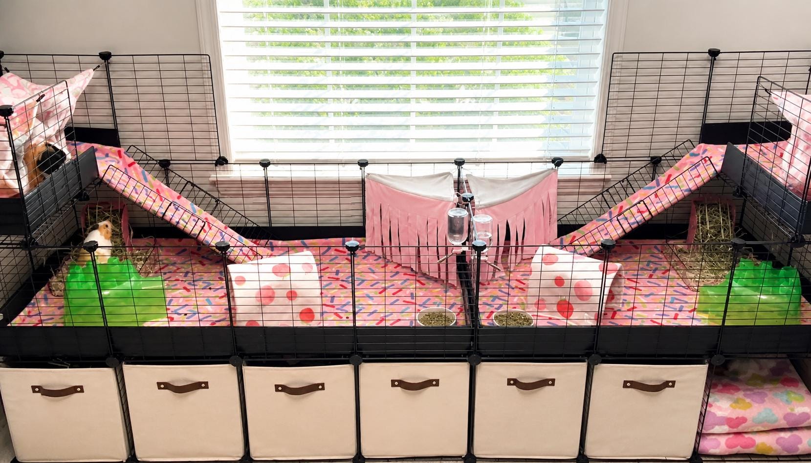 Guinea Pig Fleece Cage Liner: Kavee Loft with Attached Ramp (14x28)