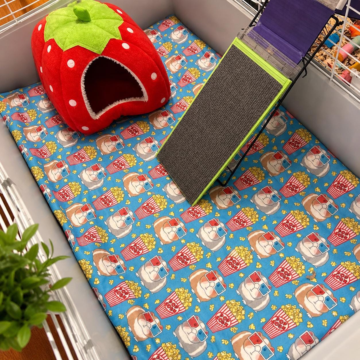 Guinea Pig Fleece Pee Pads: Absorbent Washable Cage Liner Set (2x)