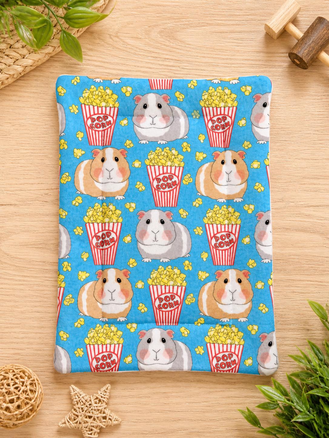 Guinea Pig Fleece Pee Pads: Absorbent Washable Cage Liner Set (2x)