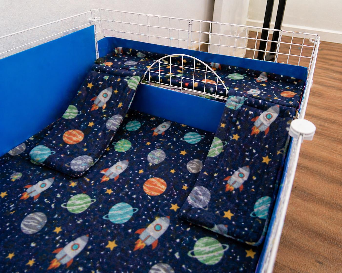 Lookout Lounge Cage Liner with Ramps for Guinea Pig Cage: 28x8 and 15x7